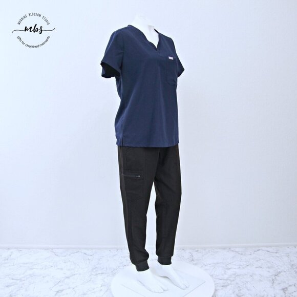 Bundle‎ of 2 Figs Catarina One Pocket Scrub Tops Blue Green Women M Style FW1000 - Picture 9 of 16